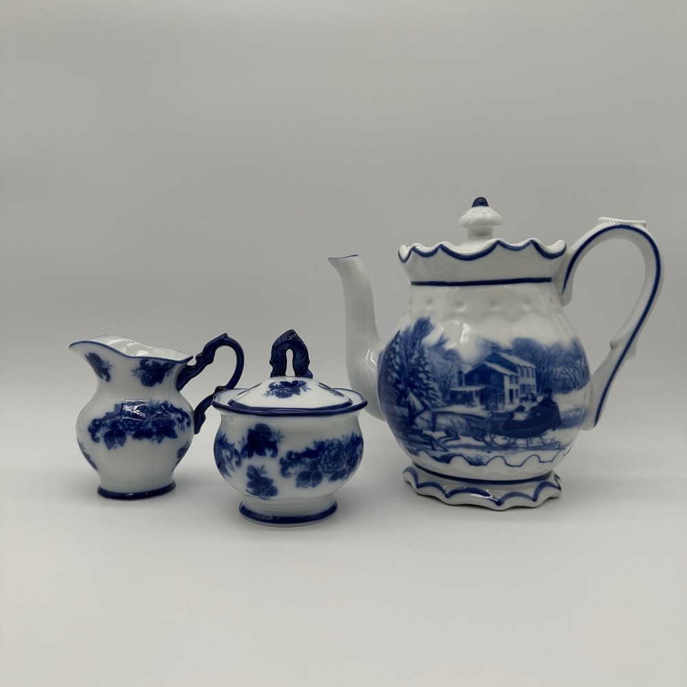 Cracker Barrel Blue White Sleigh Tea Set Teapot Sugar Creamer Flow Blue Style